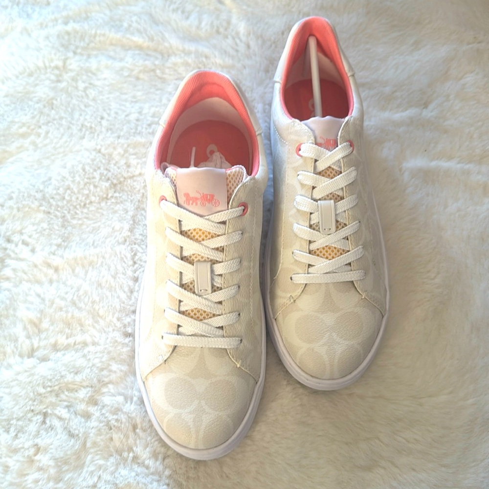 NWOT Coach Sneakers 💕